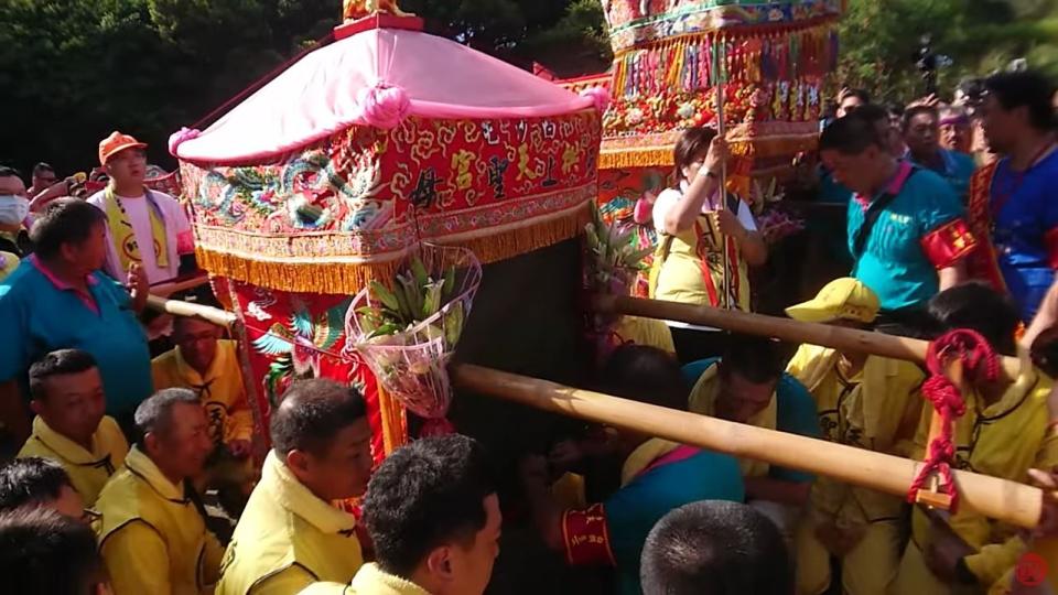 <p>秋茂園除了媽祖換轎外，還藏有「私房儀式」。（圖／翻攝自白沙屯媽祖網路電視台）</p>
