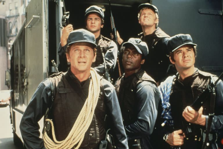 S.W.A.T., con Steve Forrest a la cabeza, un clásico de los 70 que no llegó a tener tres temporadas en el aire pero cuyo recuerdo llega hasta hoy