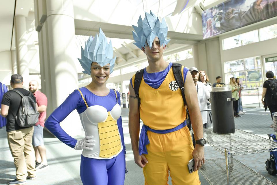 Super Saiyan Blue Vegeta and Goku from Dragon Ball Super cosplayers 