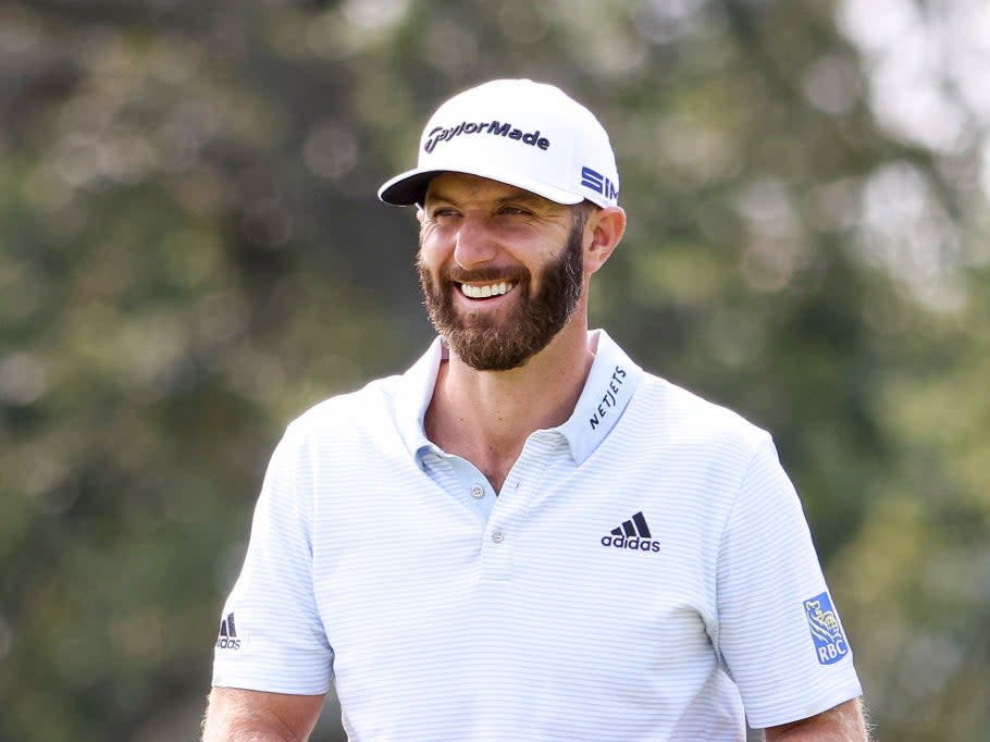 World No 1 is all smiles in practice at Winged Foot (Getty)