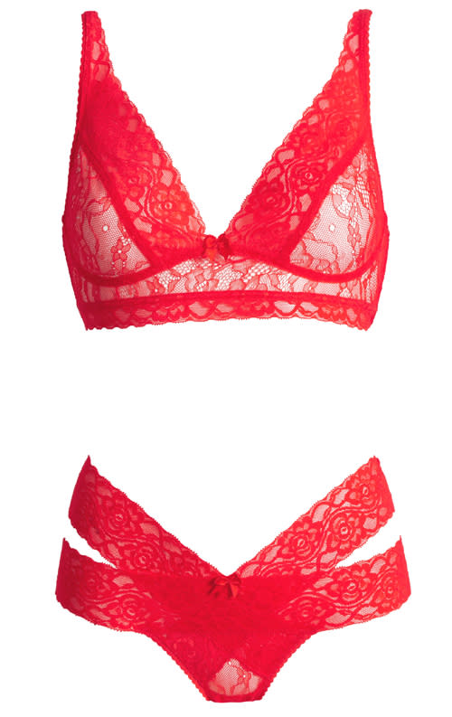 <a href="http://www.figleaves.com/uk/product/FIG-122125/figleaves-boudoir-Entice-Sexy-Soft-Bralet/?size=&colour=Reds" rel="nofollow noopener" target="_blank" data-ylk="slk:Figleaves Boudoir Entice Sexy Soft Bralet, £20;elm:context_link;itc:0;sec:content-canvas" class="link "><b>Figleaves Boudoir Entice Sexy Soft Bralet, £20</b></a>