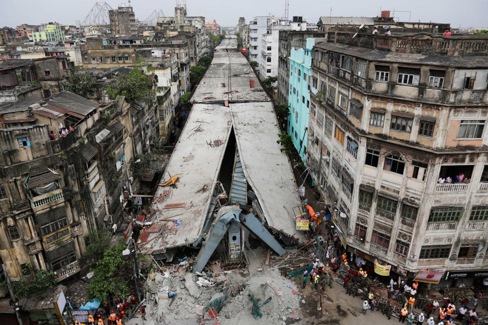 Overpass collapse in India