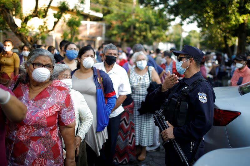 FILE PHOTO: Outbreak of coronavirus disease (COVID-19) in El Salvador