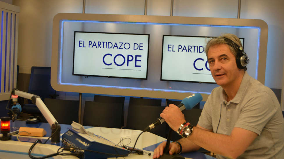 Manolo Lama aseguró en la COPE que no hay equipo en Europa con mejor delantera que el Barcelona. Foto: Cope