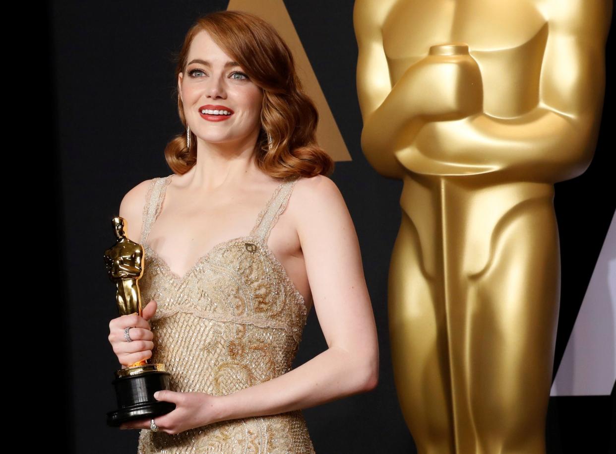 Emma Stone sah nicht nur gut aus, ihr Outfit hatte auch eine tiefere Bedeutung. (Bild: REUTERS/Lucas Jackson)