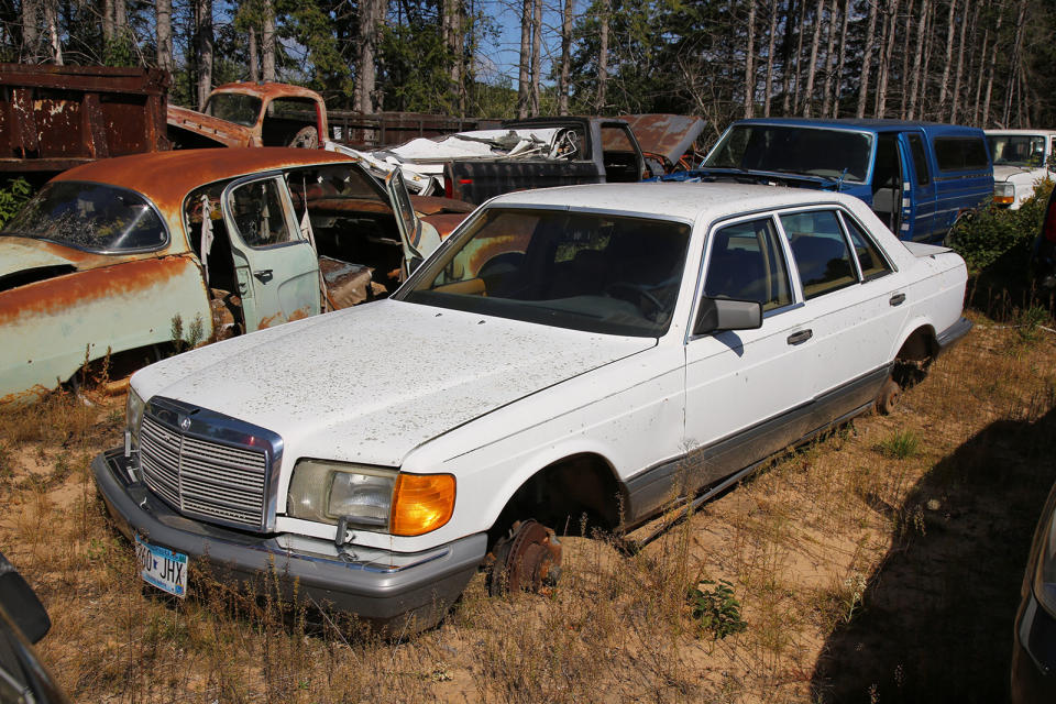 <p>The Mercedes-Benz W126 was the ultimate European luxury barge. It was hugely successful too, with <strong>818,063</strong> sedans being built between 1979 and 1991. This is a late V8-powered 420SEL, and according to the license plate tags was on the road until 2019. These cars have a great reliability record, and it takes a lot of neglect to kill one.</p>