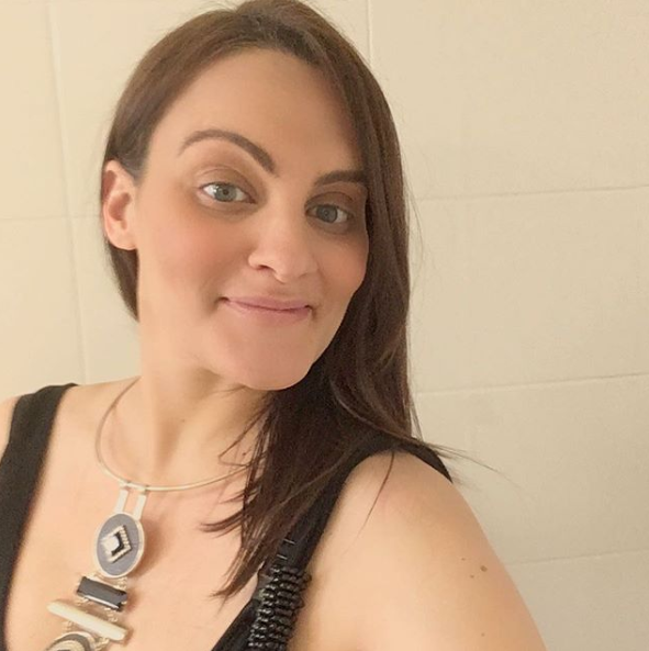 Former Australian Idol star Cosima De Vito has hit out at Paulini Curuenavuli and Mark Holden. Source: Instagram/cosimadevito