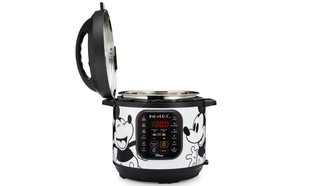 Disney 100 Anniversary 7-Qt. Mickey Mouse Slow Cooker