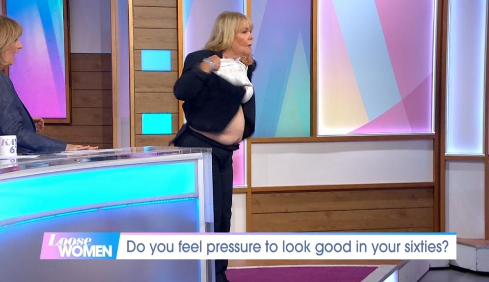 Linda Robson flashes bra on Loose Women 