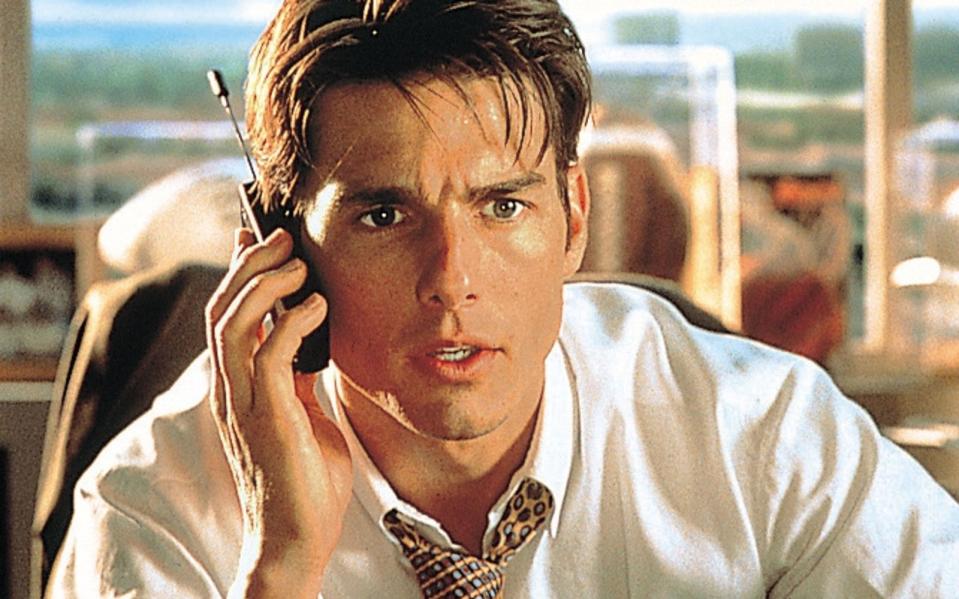 "Jerry Maguire" - Spiel des Lebens" beleuchtete im Jahr 1996 die dunkle Seite des Sport-Business - mit einem Hauptdarsteller in Bestform: Tom Cruise muss sich als geschasster Sportmanager eine neue Karriere aufbauen - mit nur einem Football-Profi unter Vertrag, den er "zum Schotter" führen soll. (Bild: Sony Pictures)