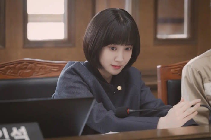 Park Eun-Bin plays Attorney Woo