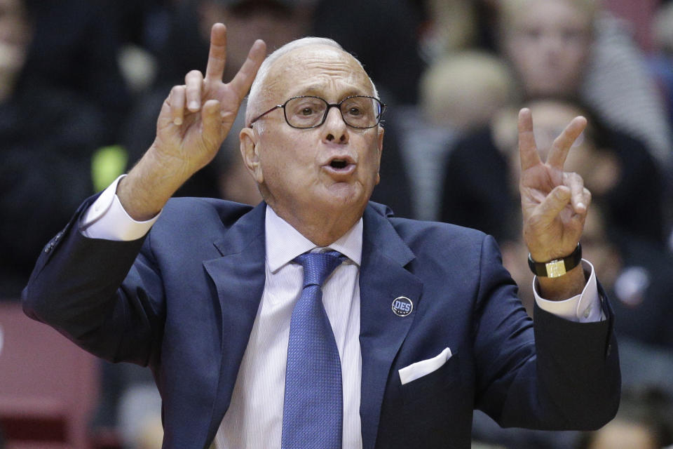FILE - In this March 6, 2016, file photo, SMU head coach Larry Brown works the bench during the first half of an NCAA college basketball game against Cincinnati, in Cincinnati. Memphis coach Penny Hardaway has added Hall of Famer Larry Brown to the Tigers’ staff as an assistant, reuniting the former New York Knicks player and coach. (AP Photo/John Minchillo, File)