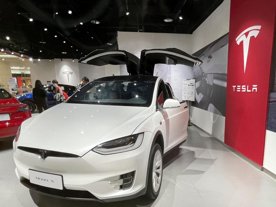 Tesla Model X.