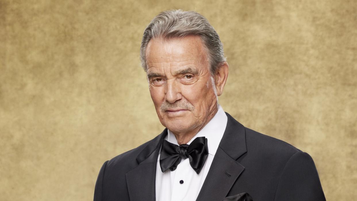  Eric Braeden in cast photo for The Young and the Restless. 