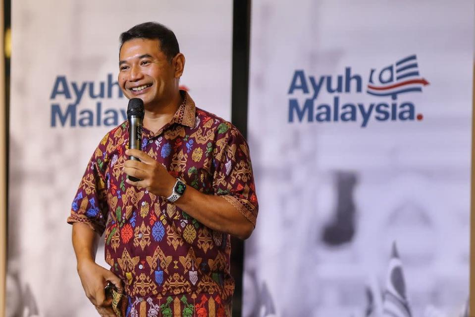 Rafizi Ramli speaks to the audience during the Ayuh Malaysia campaign in Kuala Lumpur March 26, 2022. &#x002014; Picture by Ahmad Zamzahuri