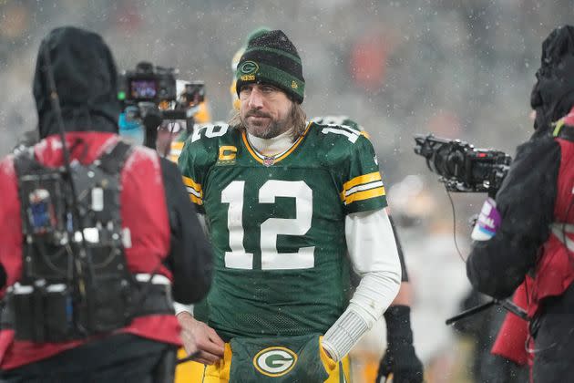 Aaron Rodgers blasts White House for pushing COVID vaccines