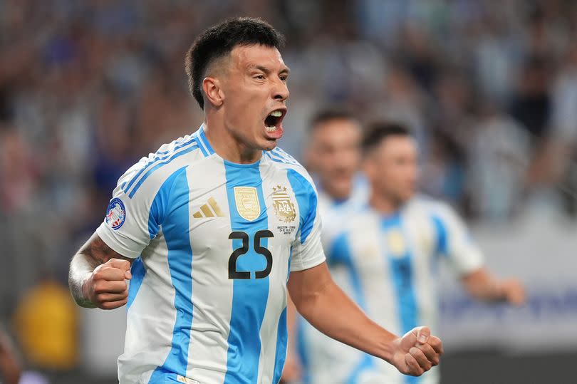 Lisandro Martinez of Argentina celebrates