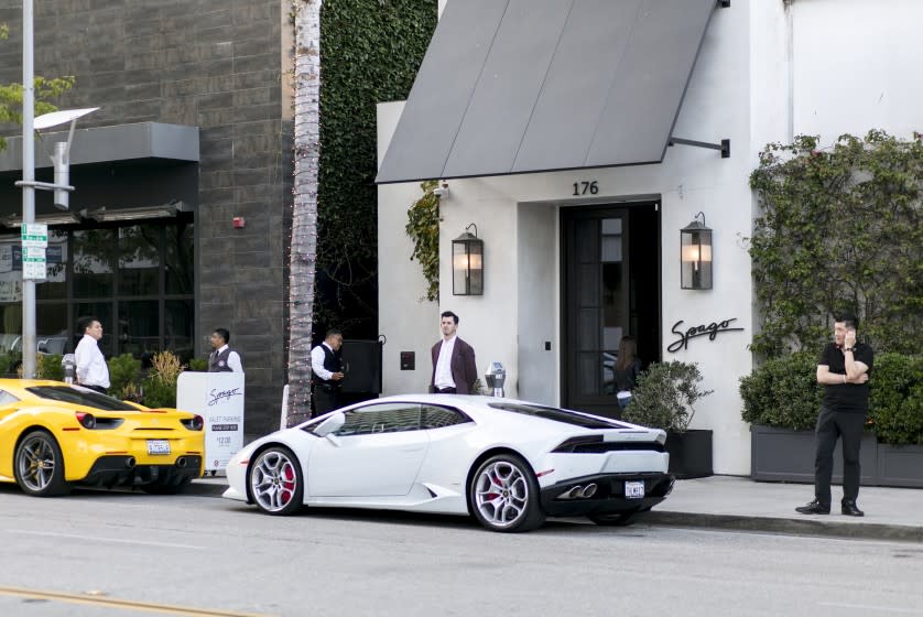 BEVERLY HILLS, CALIFORNIA - June 19, 2019: Spago's exterior on Wednesday, June 19, 2019, at the Wolfgang Puck's flagship restaurant in Beverly Hills. (Silvia Razgova / For The Times) 3082776_la-fo-spago-review-escarcega-addison