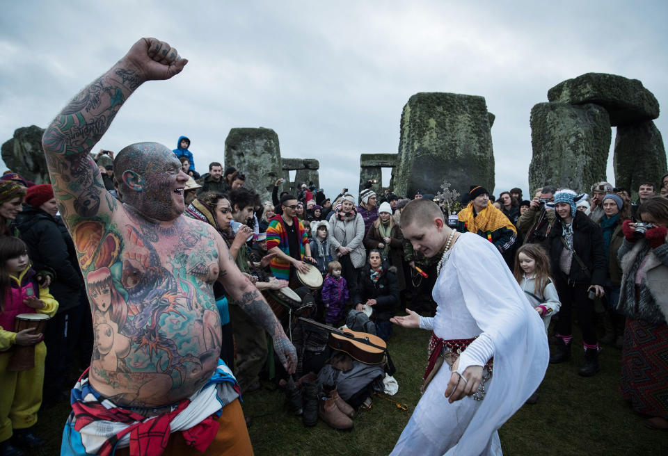 Revelers celebrate winter solstice at Stonehenge