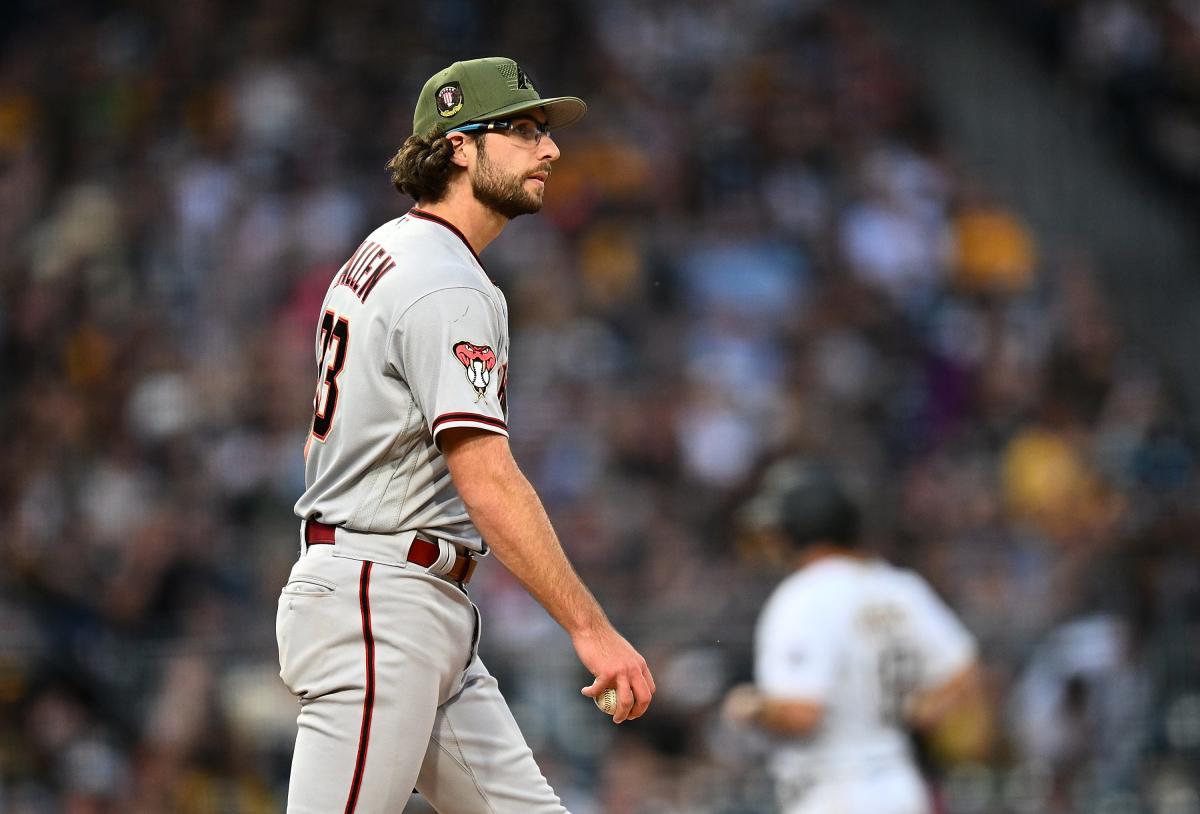 Arizona Diamondbacks' Zac Gallen hits bird in warmups, channeling MLB  legend Randy Johnson