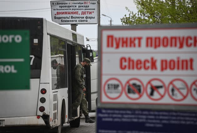 Un check-point en Transnistrie, République autoproclamée à la frontière ukraino-moldave. (Photo: DANIEL MIHAILESCU via AFP)