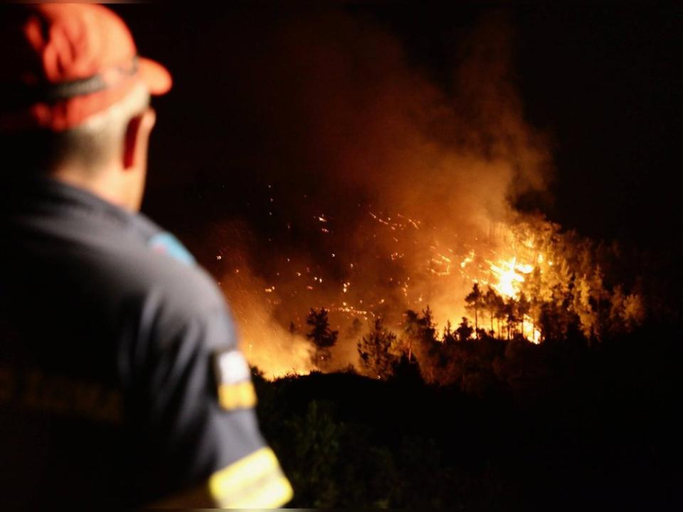 Auf Rhodos und anderen Teilen Griechenlands toben derzeit zahlreiche Waldbrände. (Bild: imago/ZUMA Wire)