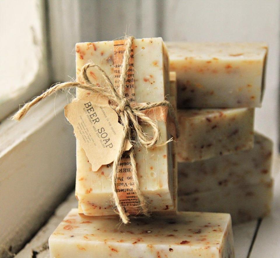 <p><a href="https://go.redirectingat.com?id=74968X1596630&url=https%3A%2F%2Fwww.etsy.com%2Flisting%2F170528510%2Fbeer-soap-made-in-the-ozarks-rustic&sref=https%3A%2F%2Fwww.housebeautiful.com%2Fshopping%2Fg797%2Fbest-gifts-under-25%2F" rel="nofollow noopener" target="_blank" data-ylk="slk:Shop Now;elm:context_link;itc:0;sec:content-canvas" class="link ">Shop Now</a></p><p>Beer Soap</p><p>etsy.com</p><p>$7.16</p>