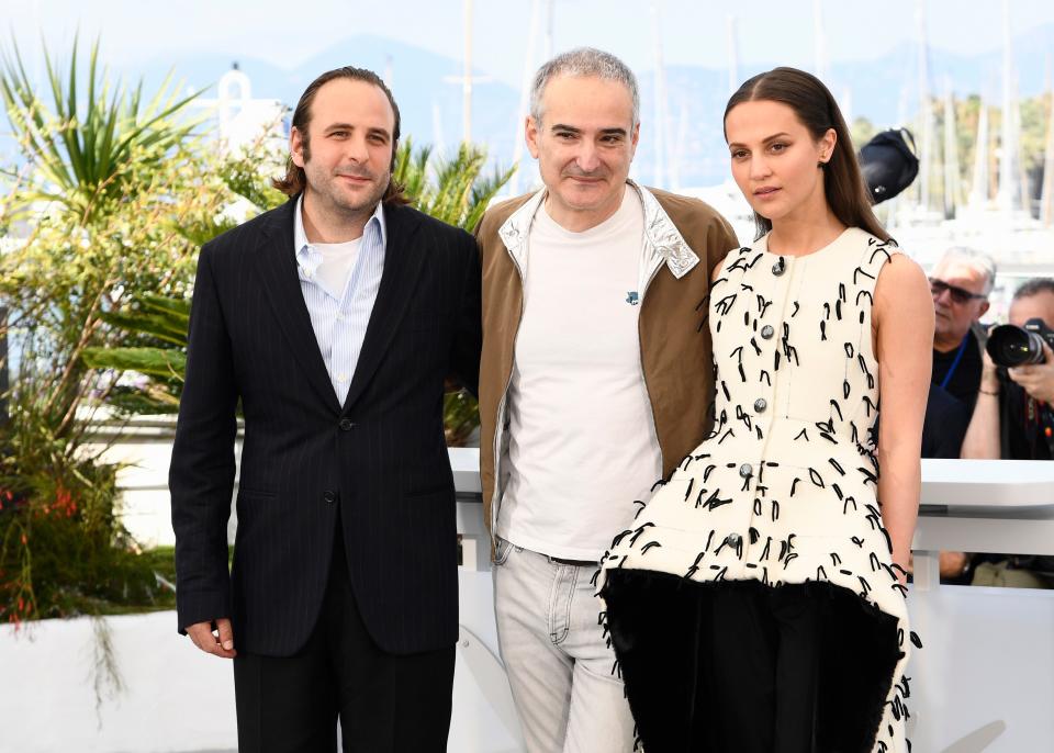 An image of Vincent Macaigne, Director Olivier Assayas and Alicia Vikander.