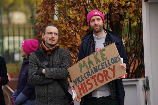 Lecturers strike