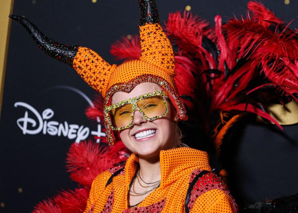 JoJo Siwa at the Elton John premiere