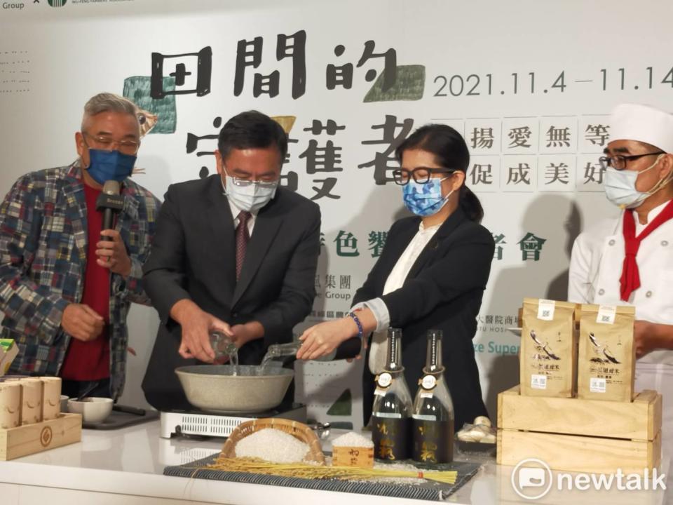 現場由知名美食家焦志方教大家以霧峰優質食材料理美食。   圖：唐復年/攝