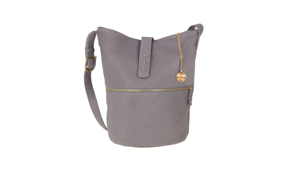 The “Traveler” Adara Bag