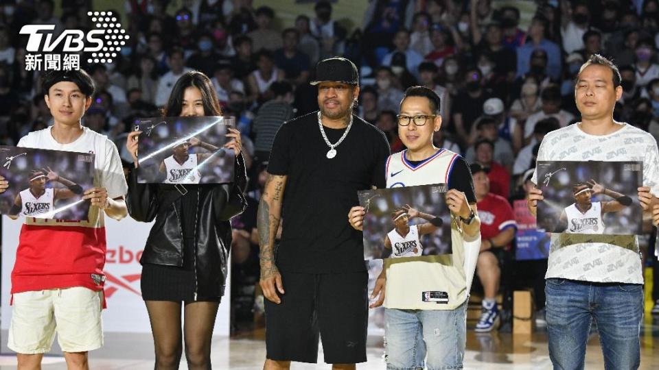 戰神Allen Iverson見面會11日晚間在台北市立大學天母校區體育館登場。（圖／TVBS胡瑞麒攝影）