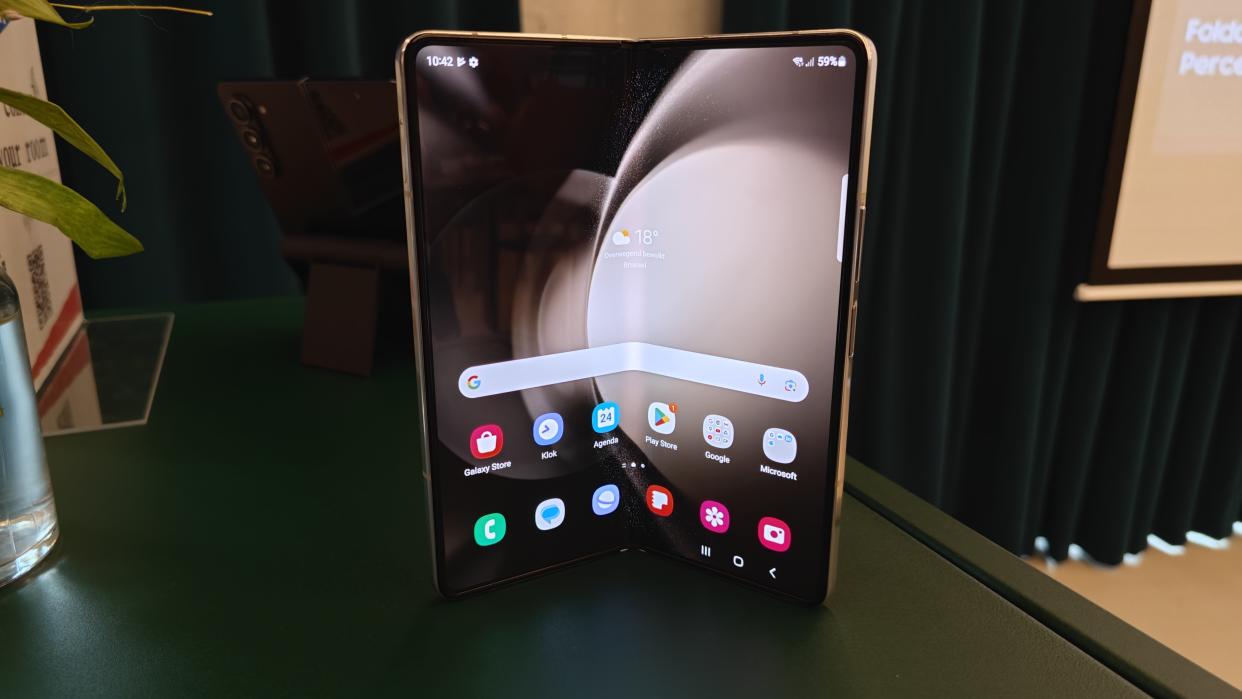  Samsung Galaxy Z Fold 5 