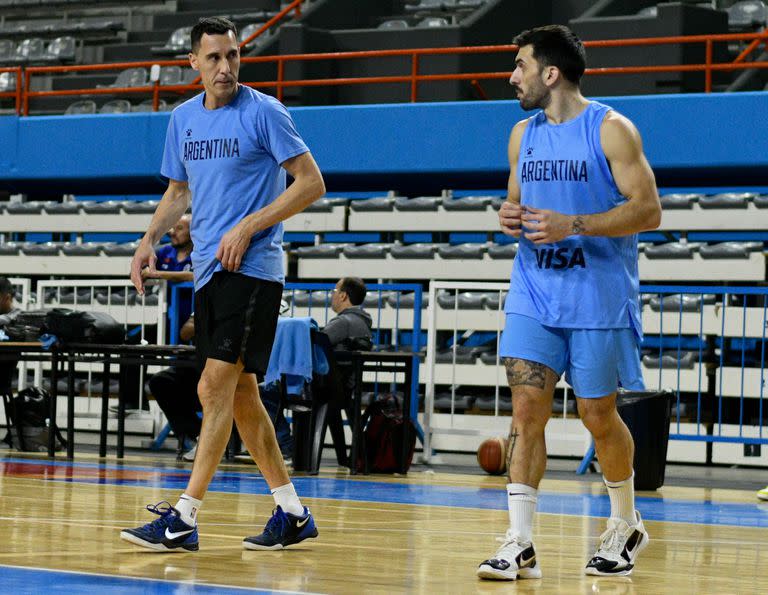 Pablo Prigioni, Coach Of The Basketball Team, In A Practice In Mar Del Plata, Together With Team Captain, Symbol And Figure Facundo Campazo.