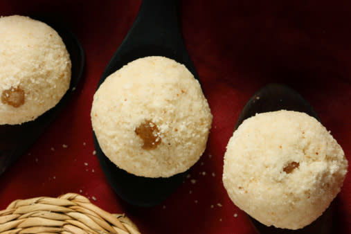 Rava Ladoo