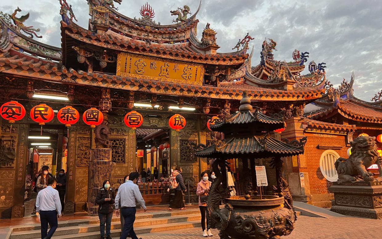Temples, like Le Cheng in Taichung often act as places to hold debate and information