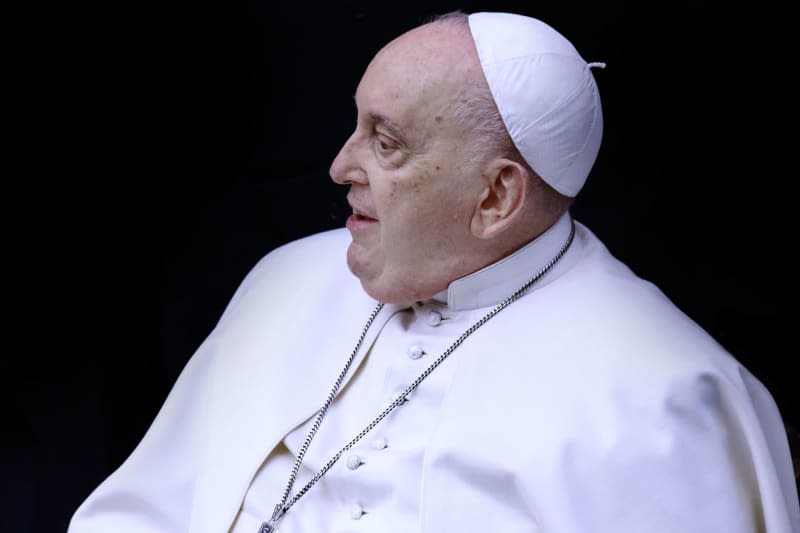 Pope Francis pictured during his wednesday General Audience in St. Paul Hall. Evandro Inetti/ZUMA Press Wire/dpa