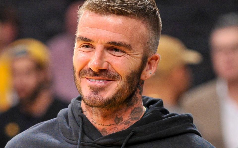 <p>Film it like Beckham! Fußball-Beau David Beckham macht aktuell weniger als Club-Mitbesitzer von Inter Miami Schlagzeilen, sondern abermals als Schauspieler. Und auch ein alter Schwede wagt sich vor die Kamera - wie schon mancher Fußballer vor ihm. Ein Blick auf die Balla-Balla-Auftritte der Profi-Kicker. (Bild: Allen Berezovsky/Getty Images)</p> 