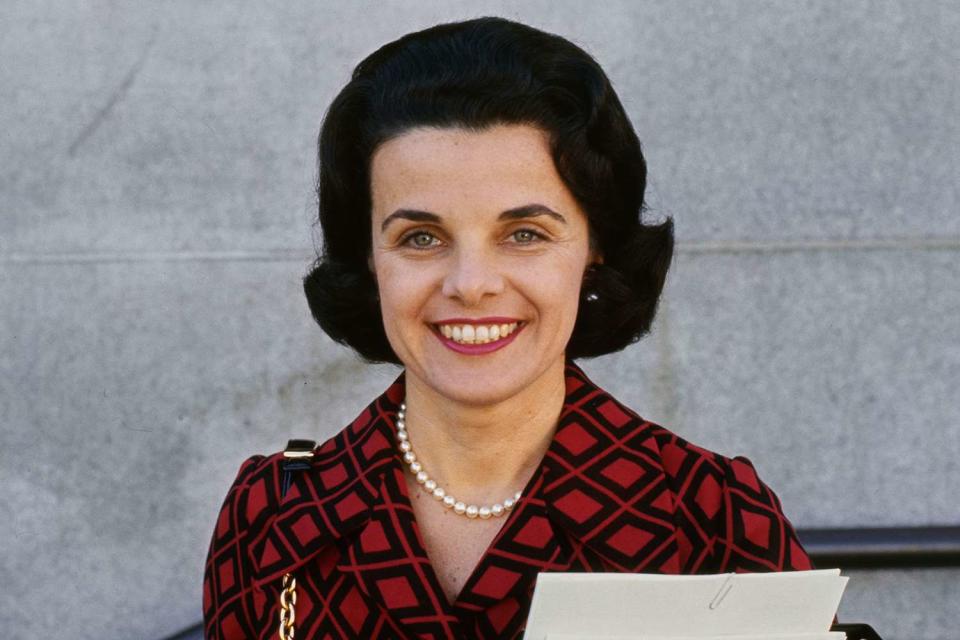 <p> Bettmann Archive/Getty Images</p> Dianne Feinstein in 1971