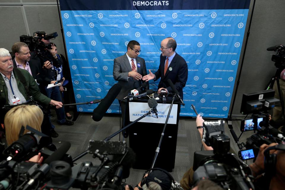 <span class="s1">Keith Ellison and Tom Perez speak during the DNC’s winter meeting in Atlanta in February. (Photo: Chris Berry/Reuters)</span>