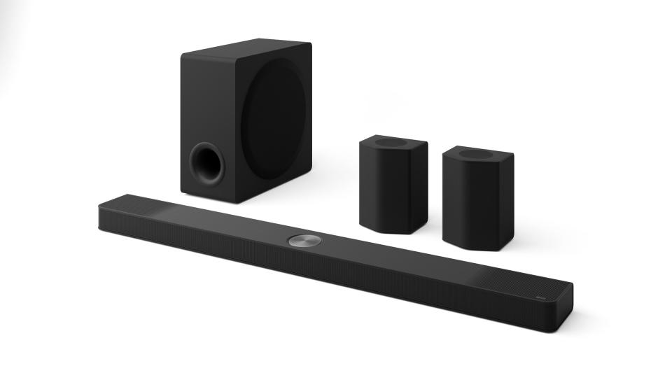 LG S95TR soundbar