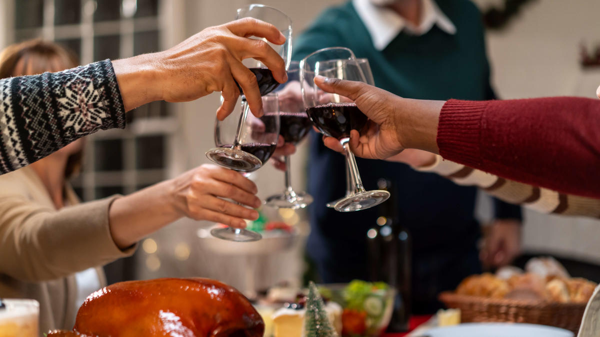 Voici pourquoi je vais prendre un verre de vin à votre santé ce