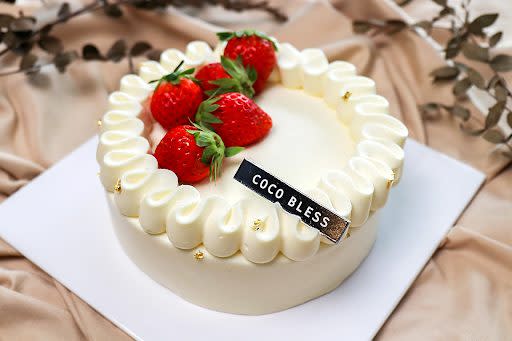 Coco Bless Patisserie, Online: Japanese-inspired swiss rolls, tarts and ...