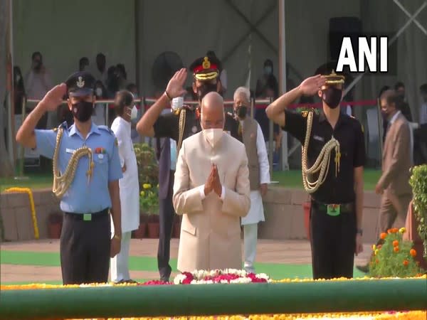 President Ram Nath Kovind at Vijay Ghat on Saturday. (Photo/ANI)