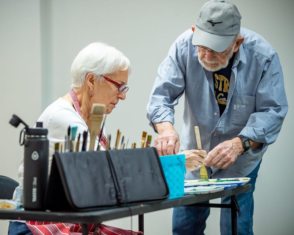 Tom Powers, a Lafayette watercolor artist, teaching classes at the Lafayette Art Association. Thursday, July 28, 2022.