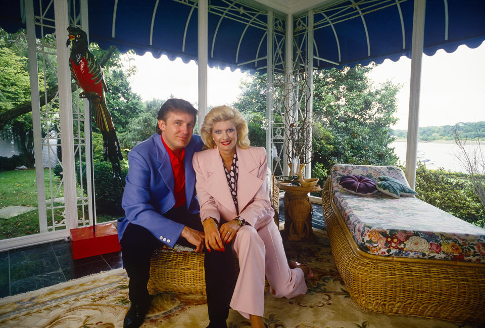 Donald Trump & Ivana Trump in Greenwich Mansion (Joe McNally / Getty Images)