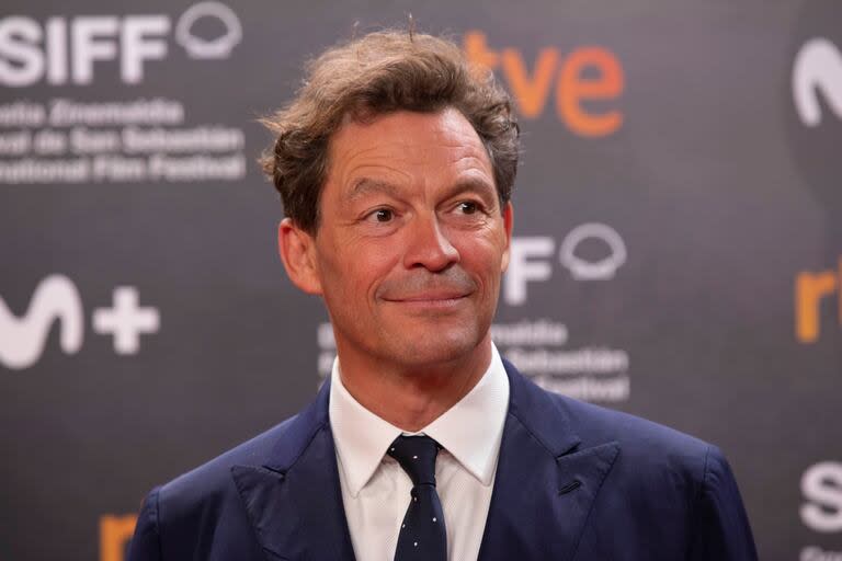 Dominic West habló del escándalo que protagonizó con Lily James