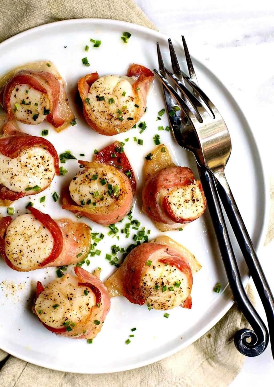 bacon wrapped scallops