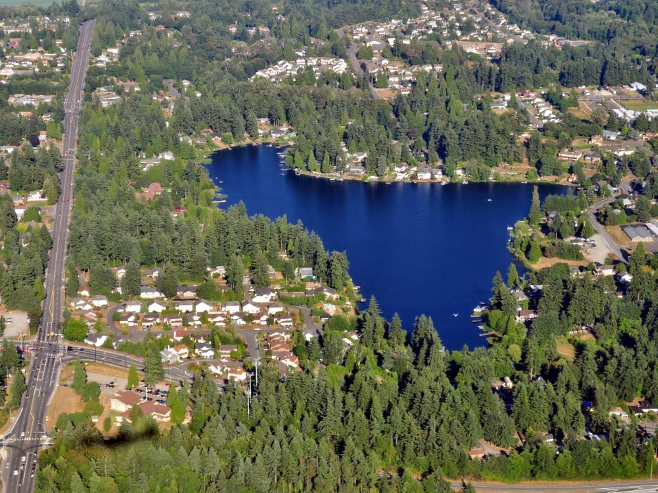 Lakes Washington